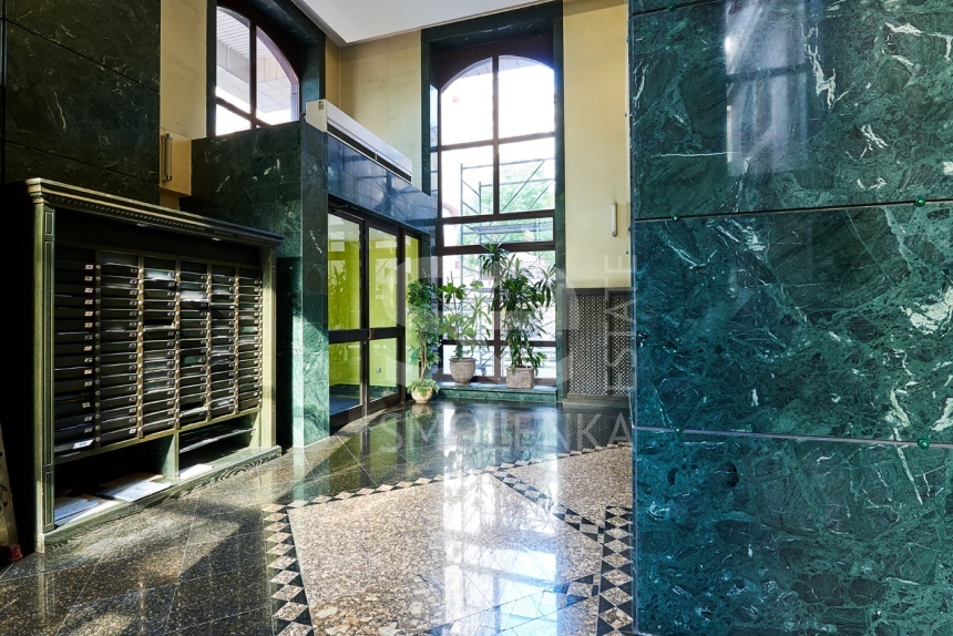 Продажа квартиры, площадь 200.3 кв.м., 10 этаж, ЖК Грубер Хаус, Новый Арбат ул, 29