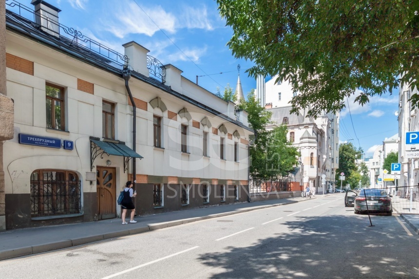 Аренда ОСЗ / особняка, площадь 383.5 кв.м., 1 этаж, Трехпрудный пер, 9 с7, район Тверской