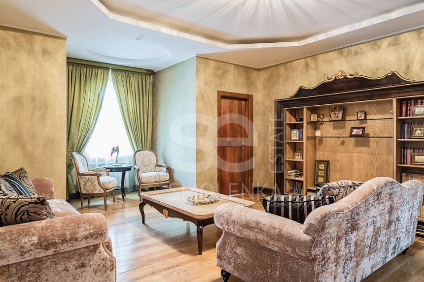 Продажа дома, площадь 950 кв.м., КП Власово, Киевское, пл. уч. 20 сот