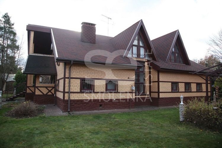 Продажа коттеджа, площадь 350 кв.м., КП НИИ Радио, Минское, пл. уч. 15 сот
