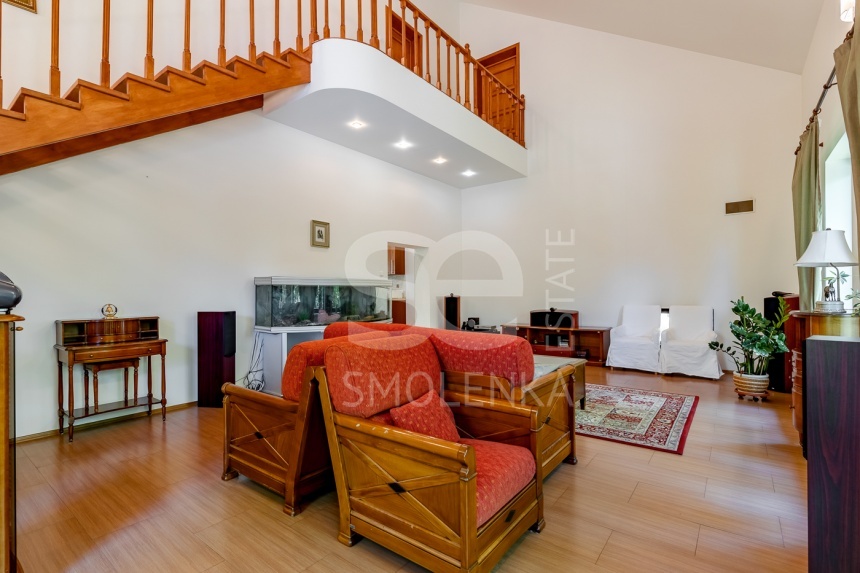 Продажа дома, площадь 350 кв.м., Дмитровское, пл. уч. 25 сот