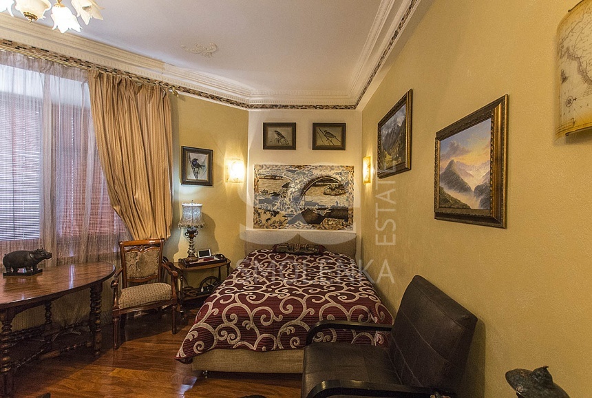 Продажа квартиры, площадь 103 кв.м., 2 этаж, Смоленская наб, 2a