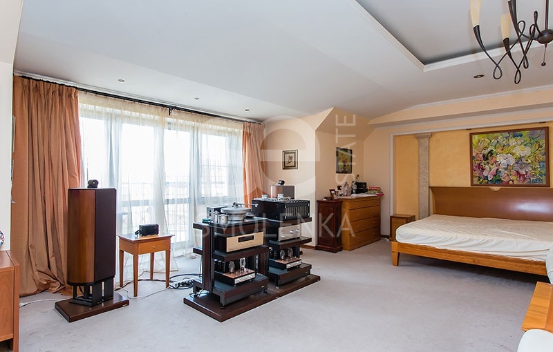 Продажа дома, площадь 550 кв.м., Дмитровское, пл. уч. 27 сот