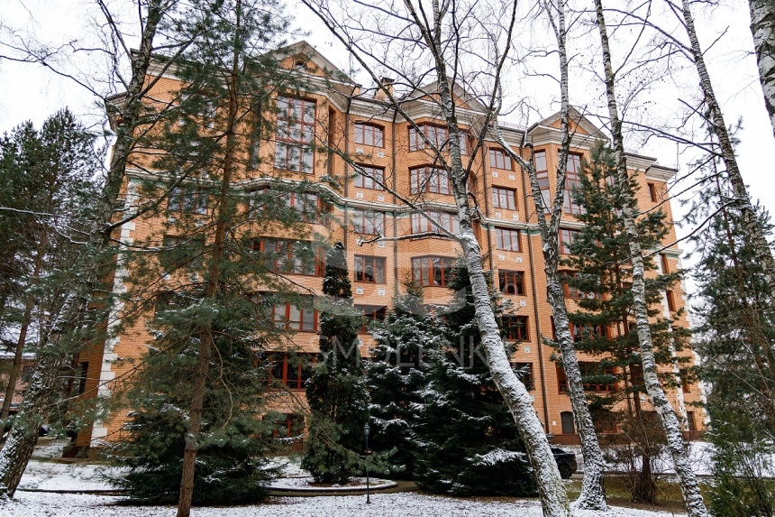 Продажа квартиры, площадь 467 кв.м., 6 этаж, Сосновая ул, 16к1