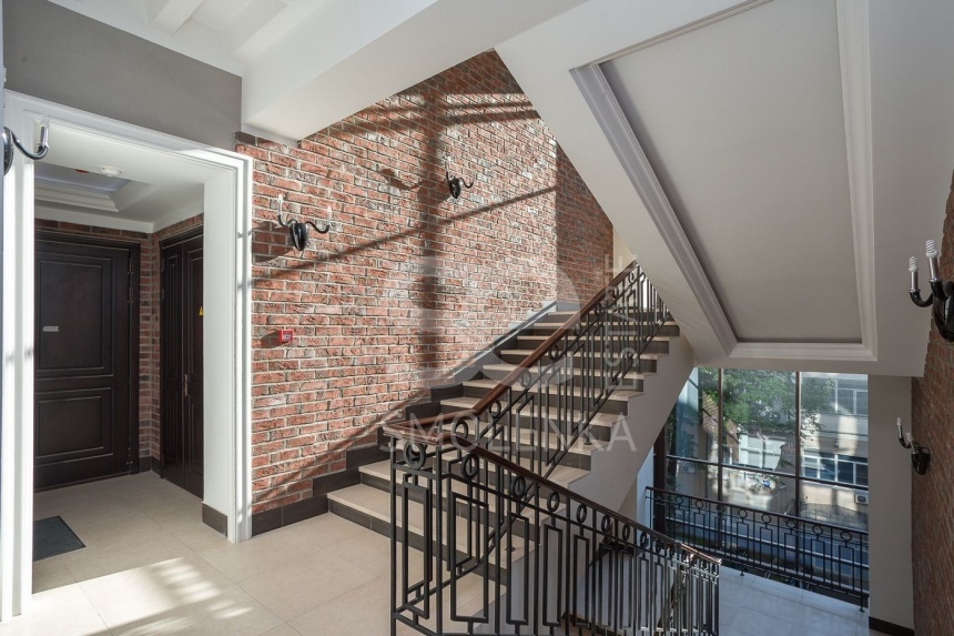 Продажа апартаментов, площадь 95 кв.м., 2 этаж, ЖК Clerkenwell House, Комсомольский пр-кт, 42стр2