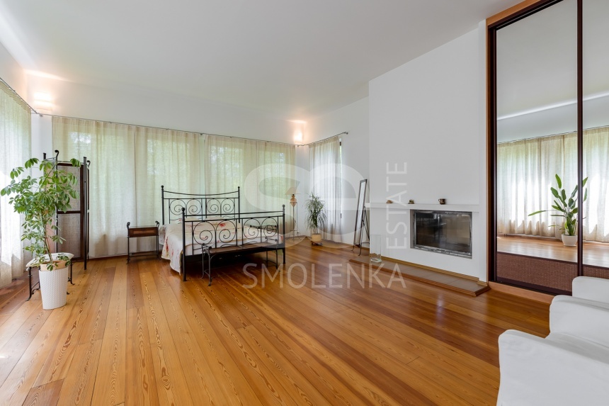 Продажа дома, площадь 350 кв.м., Дмитровское, пл. уч. 25 сот