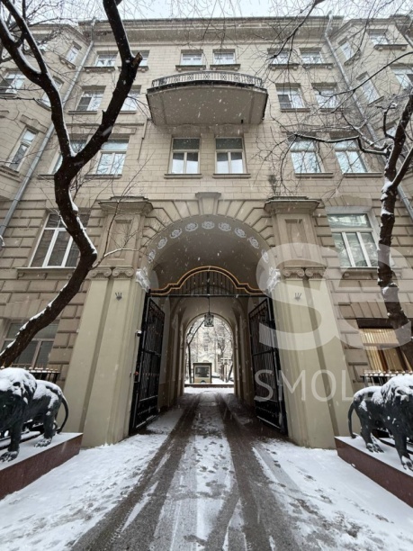 Аренда квартиры, площадь 330 кв.м., 5 этаж, Романов пер, 5