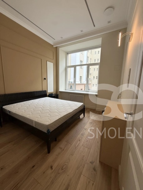 Аренда квартиры, площадь 130 кв.м., 2 этаж, Пречистенка ул, 33/19стр1