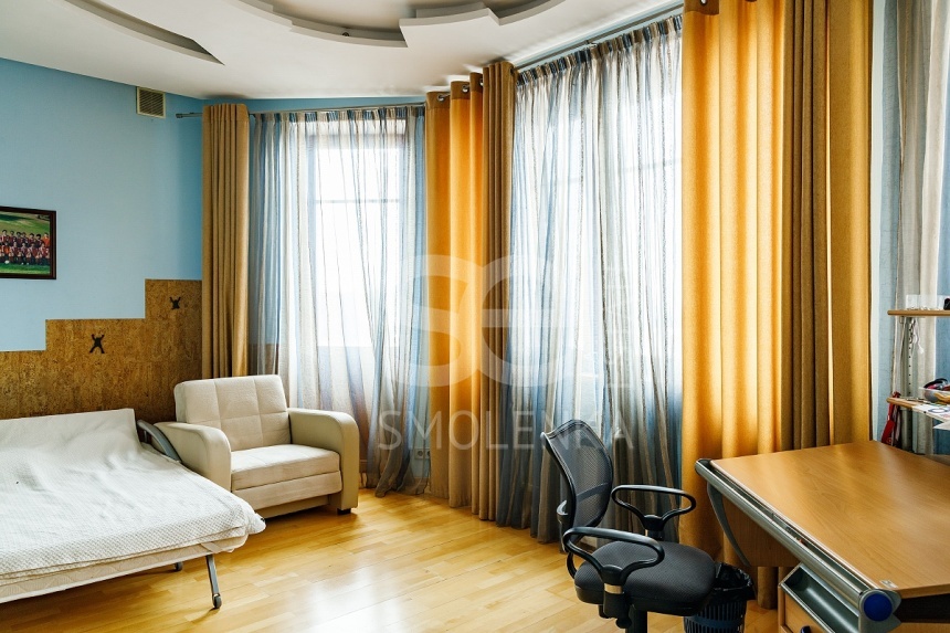 Продажа квартиры, площадь 467 кв.м., 6 этаж, Сосновая ул, 16к1