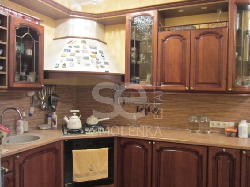 Продажа коттеджа, площадь 330 кв.м., КП Луч, Минское, пл. уч. 12 сот