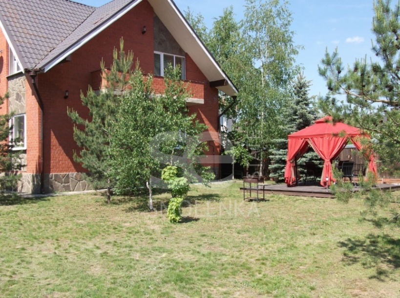 Аренда дома, площадь 230 кв.м., КП территория Знаменское Поле, Горьковское, пл. уч. 10 сот