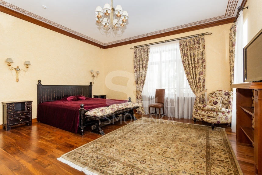 Продажа дома, площадь 830 кв.м., 54, Дмитровское, пл. уч. 65 сот
