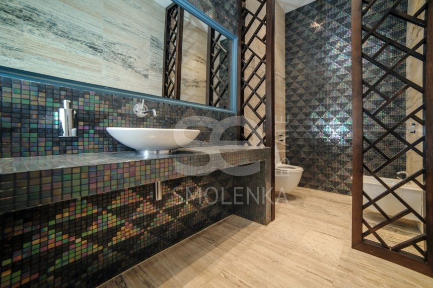 Продажа дома, площадь 950 кв.м., КП Жуковка-21, Рублево-Успенское, пл. уч. 50 сот