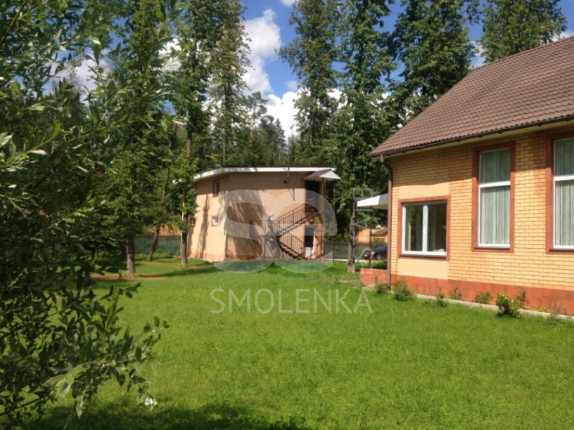 Продажа коттеджа, площадь 200 кв.м., Минское, пл. уч. 16 сот