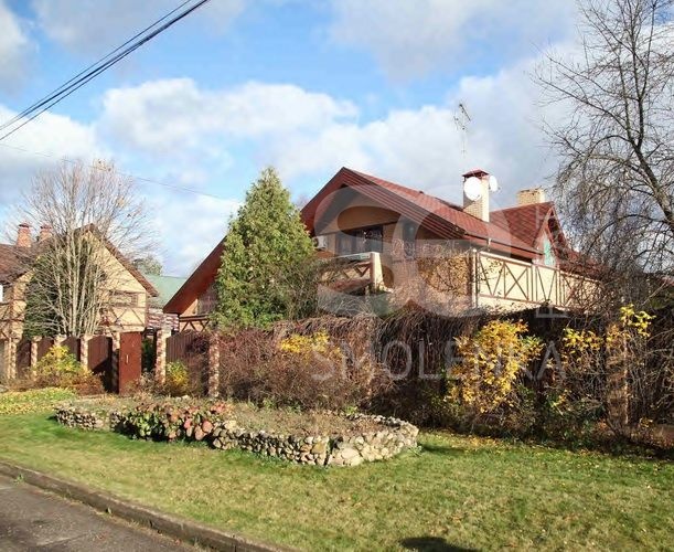 Продажа коттеджа, площадь 350 кв.м., КП НИИ Радио, Минское, пл. уч. 15 сот
