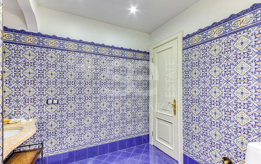 Продажа квартиры, площадь 146 кв.м., 4 этаж, Климентовский пер, 2