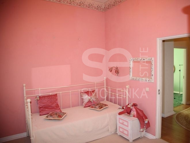 Продажа коттеджа, площадь 350 кв.м., КП НИИ Радио, Минское, пл. уч. 15 сот