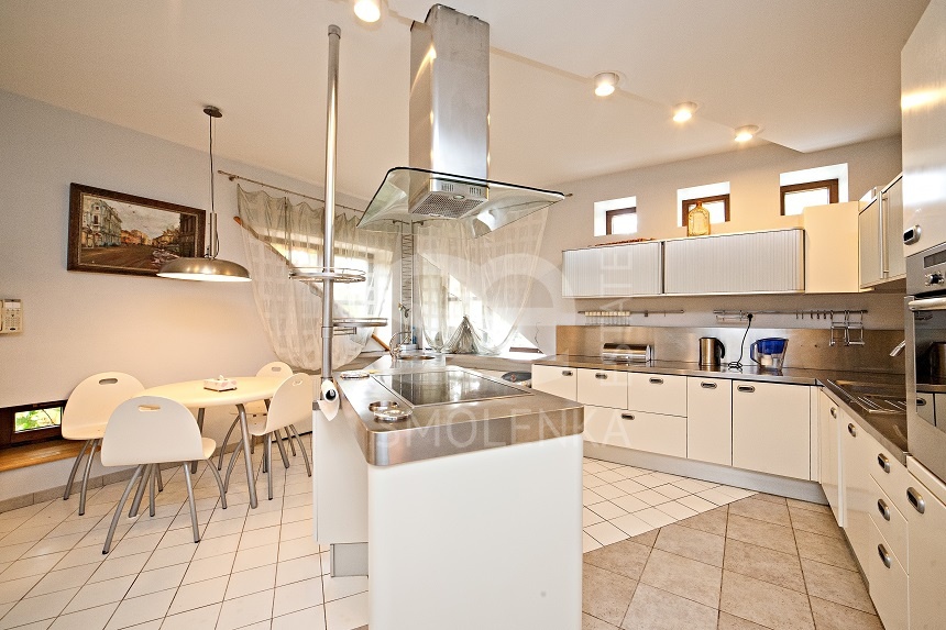 Продажа дома, площадь 315 кв.м., КП Николина Гора, Рублево-Успенское, пл. уч. 21 сот