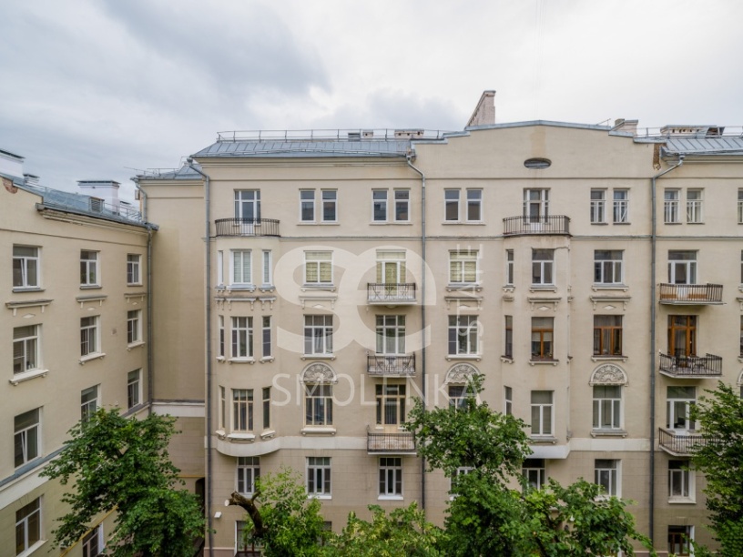 Аренда квартиры, площадь 330 кв.м., 5 этаж, Романов пер, 5