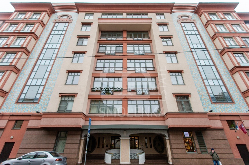 Продажа квартиры, площадь 125.8 кв.м., 2 этаж, Большой Палашёвский пер, 10