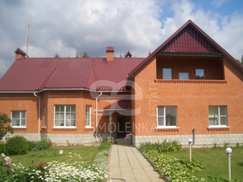 Продажа дома, площадь 620 кв.м., Минское, пл. уч. 28 сот