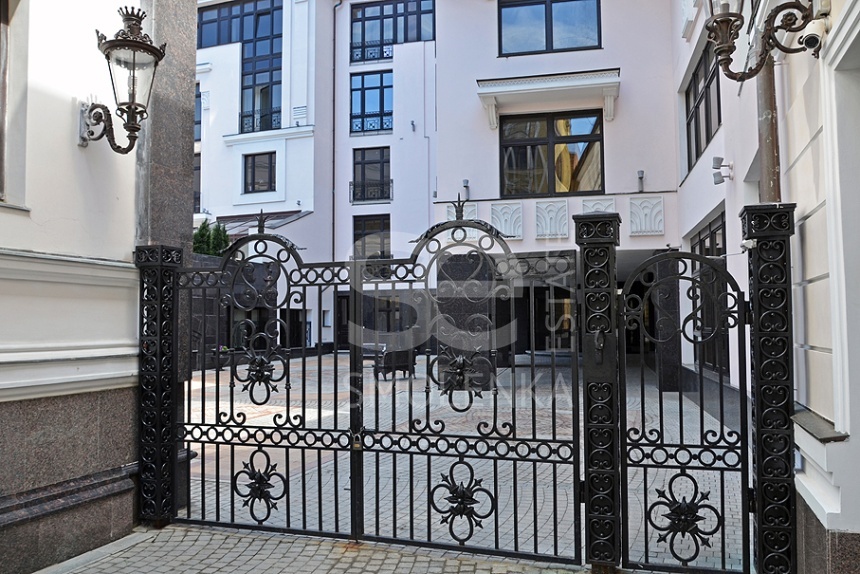 Продажа квартиры, площадь 485 кв.м., 3 этаж, ЖК Резиденция Чистые Пруды, Подсосенский пер, 3