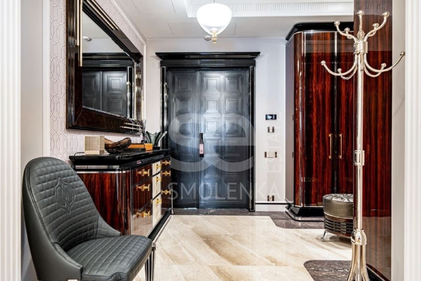 Продажа квартиры, площадь 241 кв.м., 6 этаж, ЖК Стольник, Малый Лёвшинский пер, 5к2