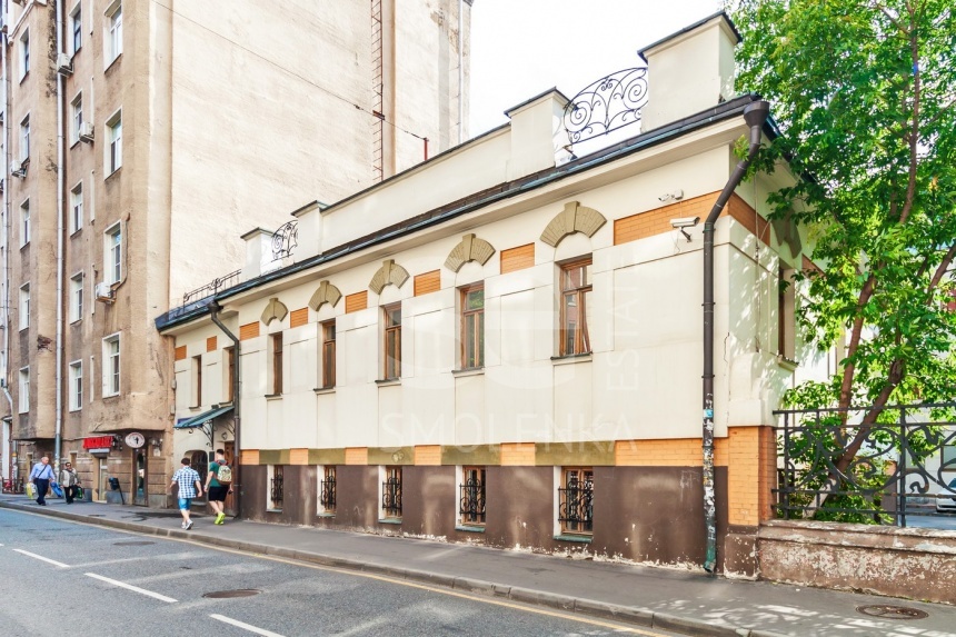 Аренда ОСЗ / особняка, площадь 383.5 кв.м., 1 этаж, Трехпрудный пер, 9 с7, район Тверской