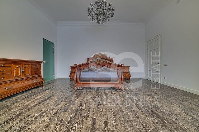 Продажа дома, площадь 419.8 кв.м., КП Азарово Южное, Рублево-Успенское, пл. уч. 18.5 сот