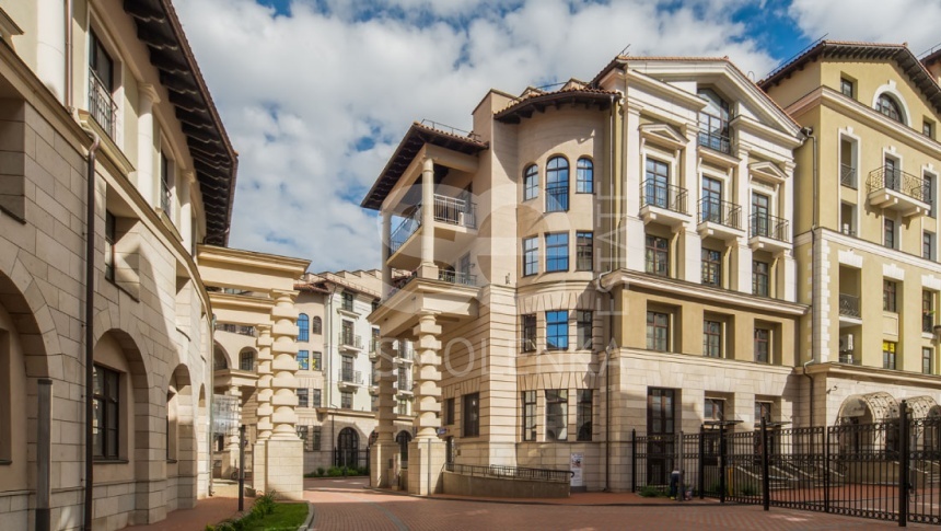 Продажа квартиры, площадь 198.8 кв.м., 4 этаж, ЖК Итальянский Квартал, Фадеева ул, 4A