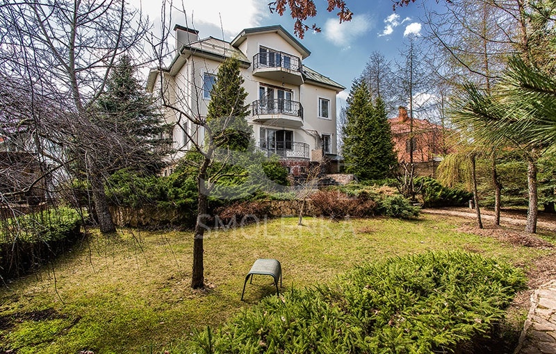 Продажа дома, площадь 550 кв.м., Дмитровское, пл. уч. 27 сот