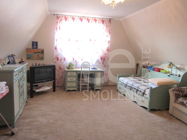 Продажа коттеджа, площадь 330 кв.м., КП Луч, Минское, пл. уч. 12 сот