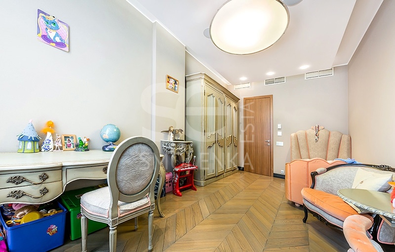 Продажа квартиры, площадь 299.4 кв.м., 5 этаж, ЖК Панорама, Климашкина ул, 17с2