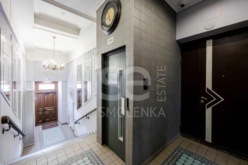 Продажа квартиры, площадь 164 кв.м., 3 этаж, Никитский б-р, 12