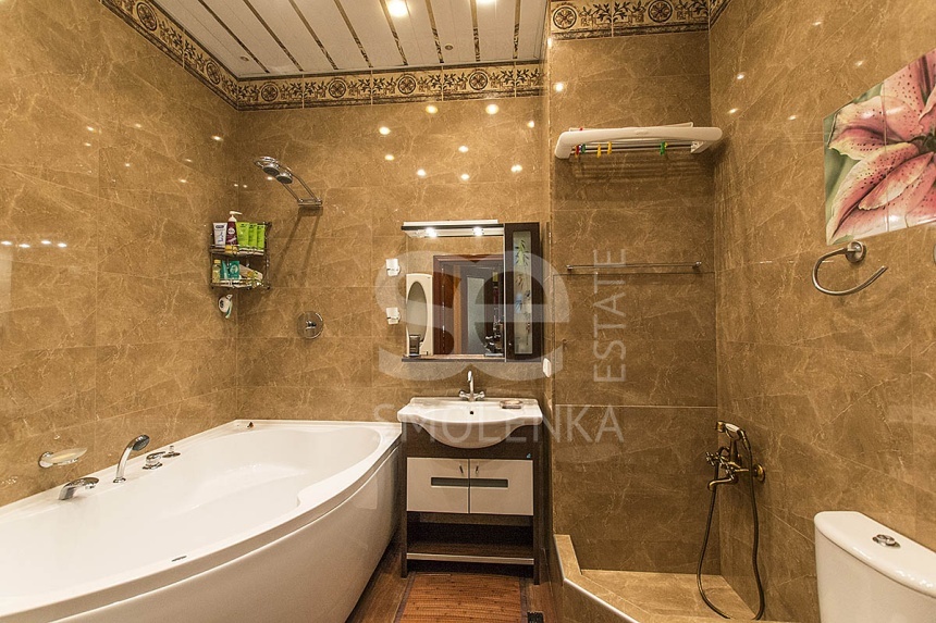 Продажа квартиры, площадь 103 кв.м., 2 этаж, Смоленская наб, 2a