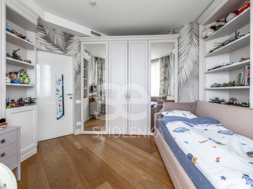 Продажа квартиры, площадь 130 кв.м., 13 этаж, ЖК Фортепиано, Ленинский пр-кт, 67к1