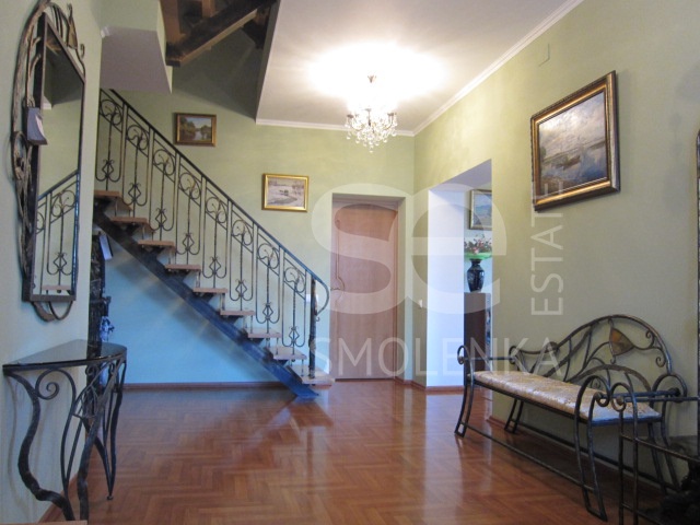 Продажа коттеджа, площадь 330 кв.м., КП Луч, Минское, пл. уч. 12 сот