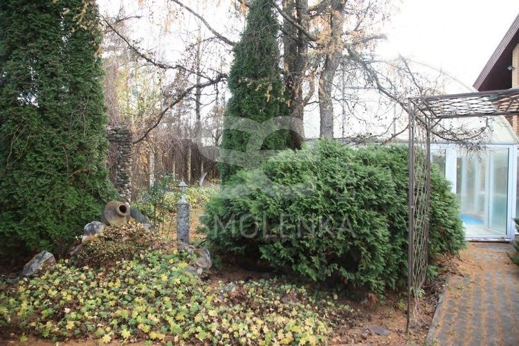 Продажа коттеджа, площадь 350 кв.м., КП НИИ Радио, Минское, пл. уч. 15 сот