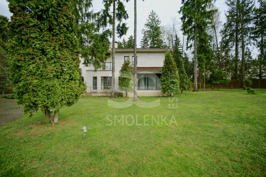 Продажа дома, площадь 1200 кв.м., Рублево-Успенское, пл. уч. 44 сот