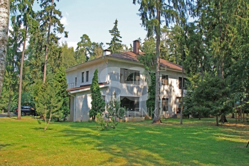 Продажа дома, площадь 1200 кв.м., Рублево-Успенское, пл. уч. 44 сот